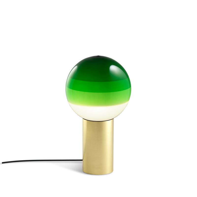 Marset Dipping Light S Tischleuchte in Grün und Messing, modernes Design für Wohnzimmer.